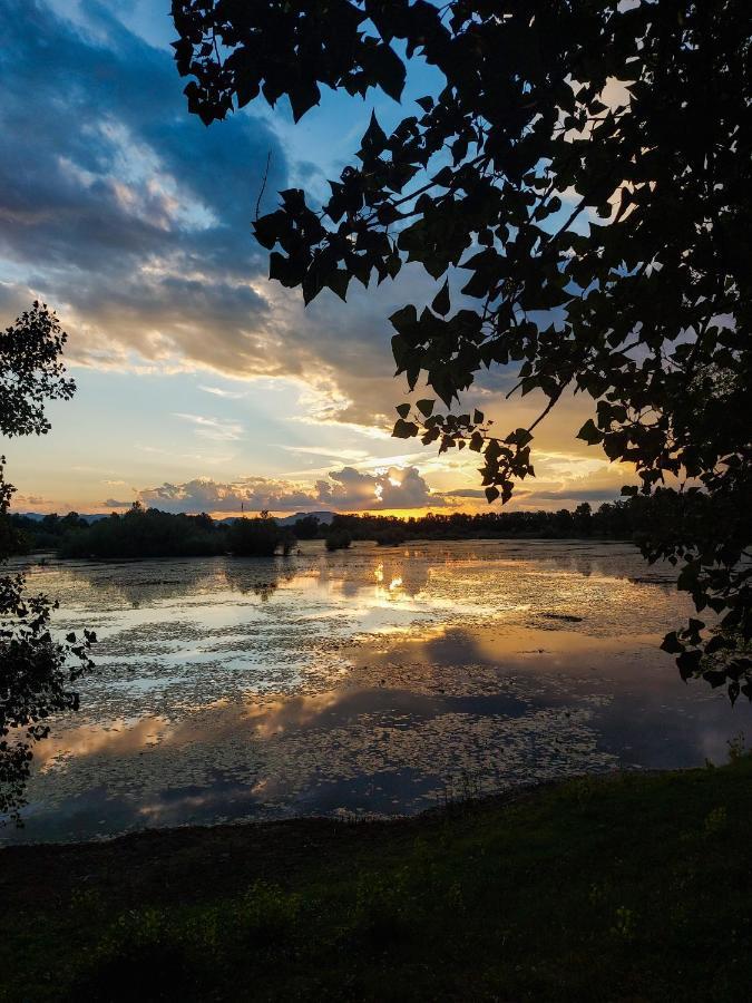 Noar Enjoy Your Stay Oresje Экстерьер фото
